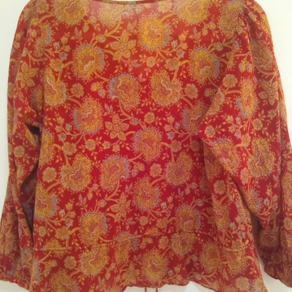 Chaps NO tags - ladies size M/L   tags removed  long sleeve blouse red/gold/blue - Picture 6 of 16
